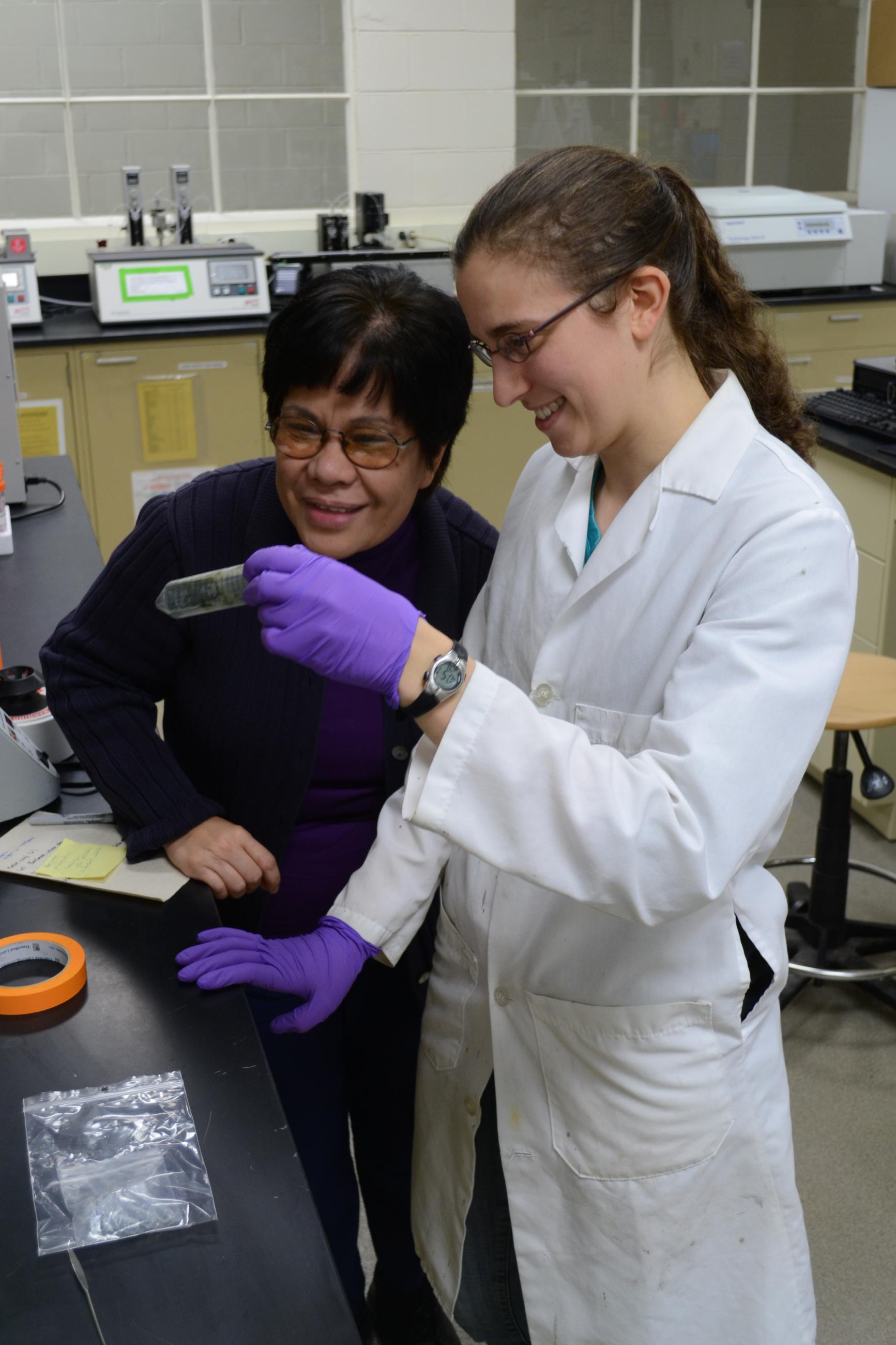 Hanna Miller working with Dr. Alocilja Hanna Miller (right) with Dr. Vangie Alocilja